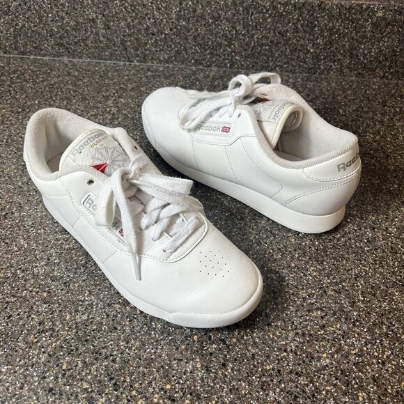 Reebok Shoes - Reebok Classics Lace Up Sneaker Princess White Leather Women Size 7 Low Top Shoe
